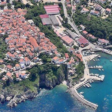 Residence Vrbnik Luaran gambar